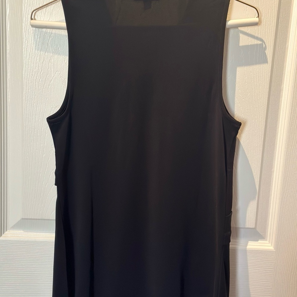 Beautiful brand new extra small black banana republic blouse XS. - Picture 4 of 6